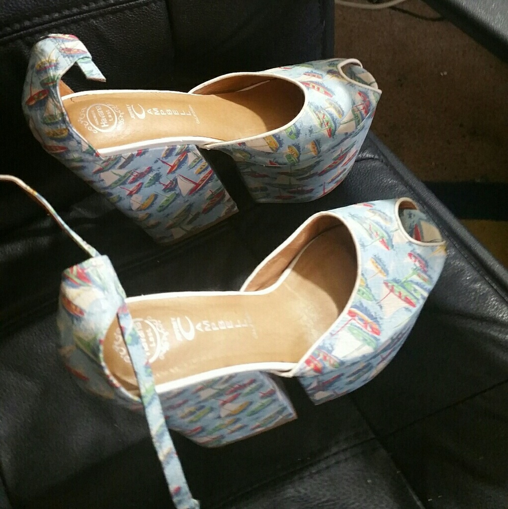 Shoes